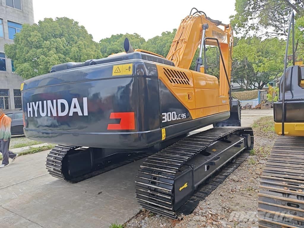 Hyundai R300LC-9S Escavadoras de rastos