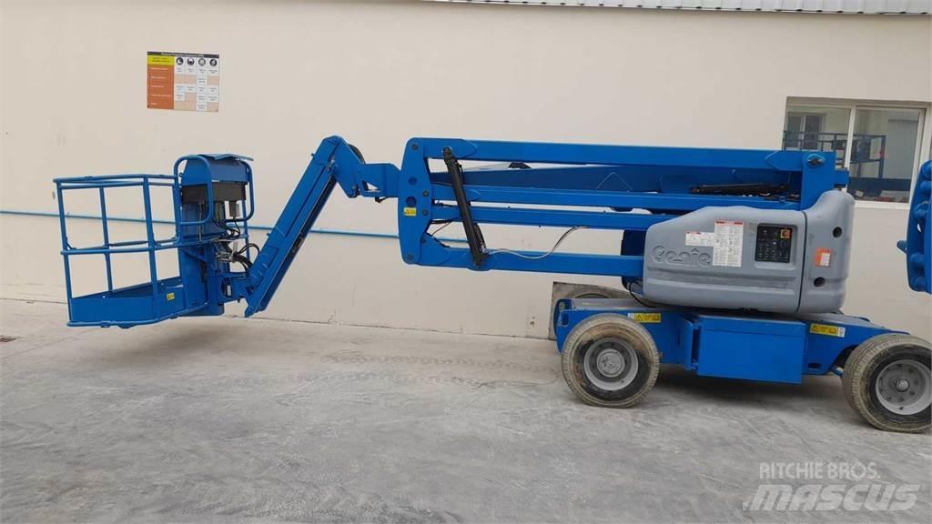 Genie Z45/25JDC Elevadores braços articulados