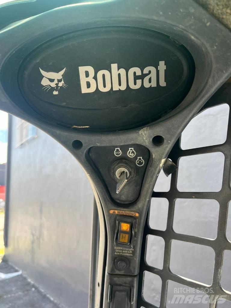 Bobcat T 550 Carregadoras de direcção deslizante