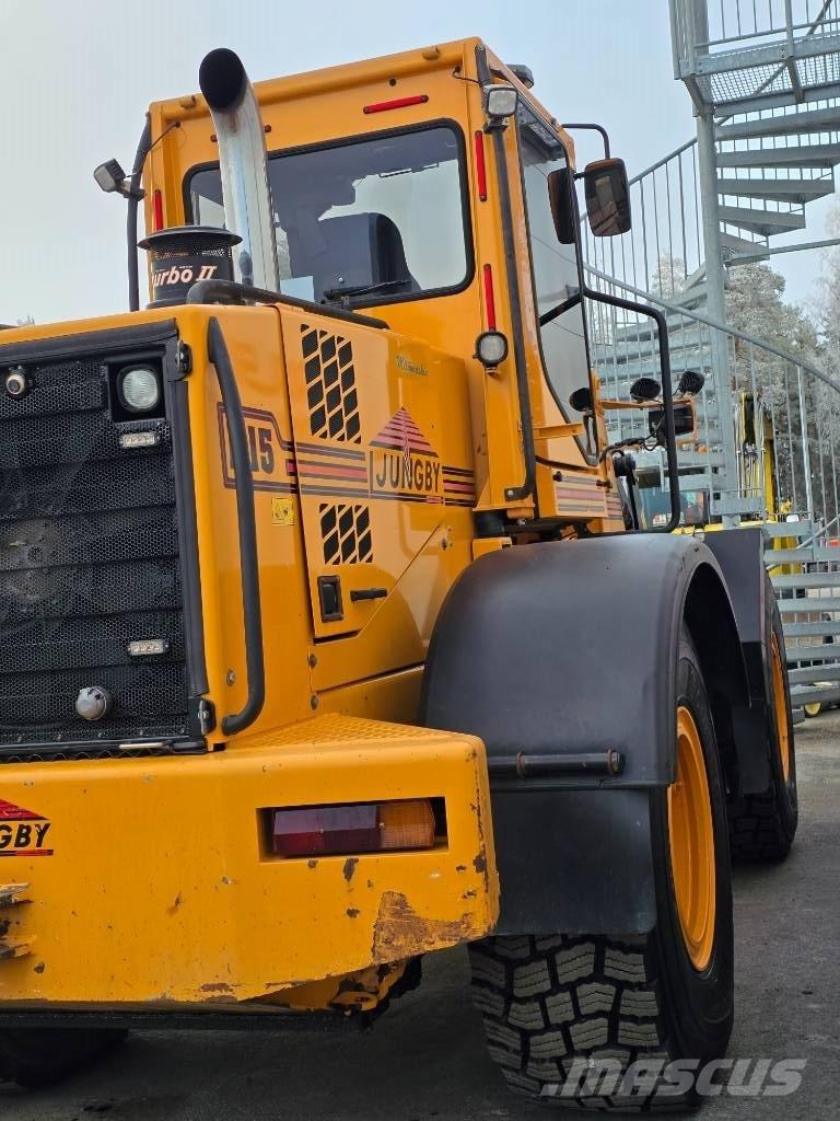 Ljungby L 15 Pás carregadoras de rodas