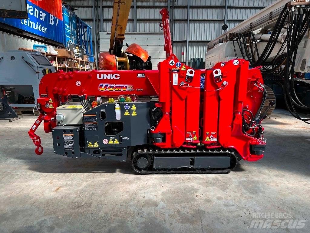 Unic URW 095 Gruas Todo terreno