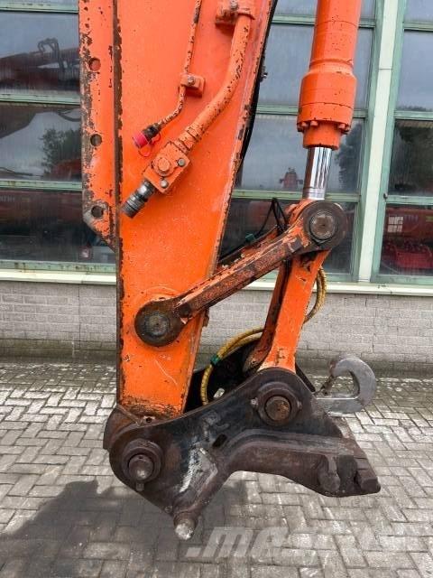 Hitachi ZX 210 LC-3 Escavadoras de rastos