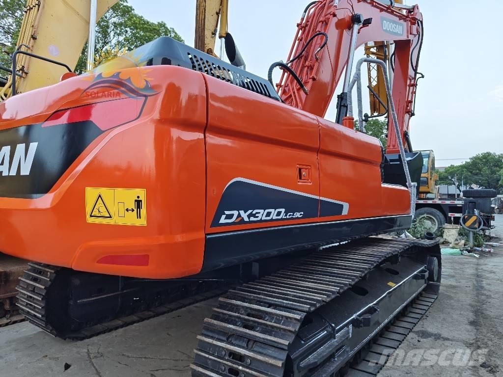 Doosan DX 300 LC Escavadoras de rastos