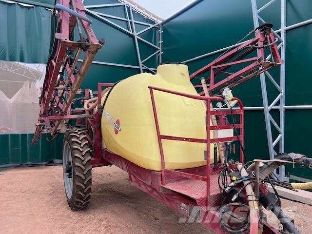 Hardi Ranger 2500 Pulverizadores rebocados