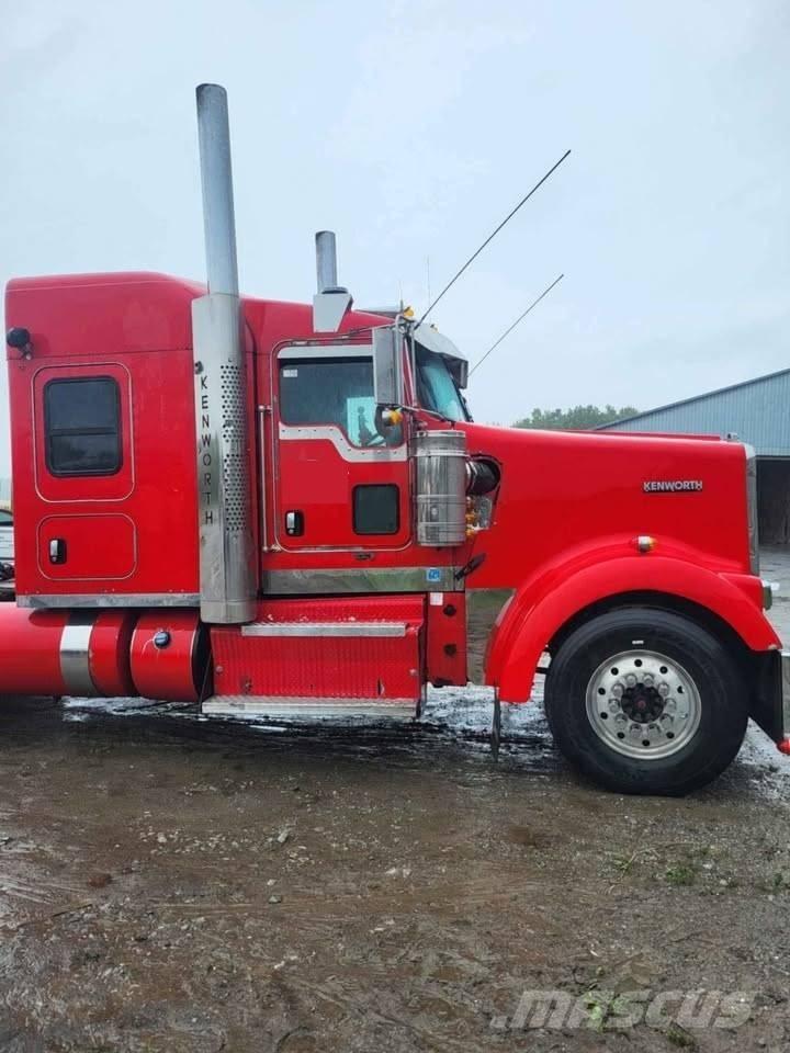 Kenworth W 900 L Tractores (camiões)