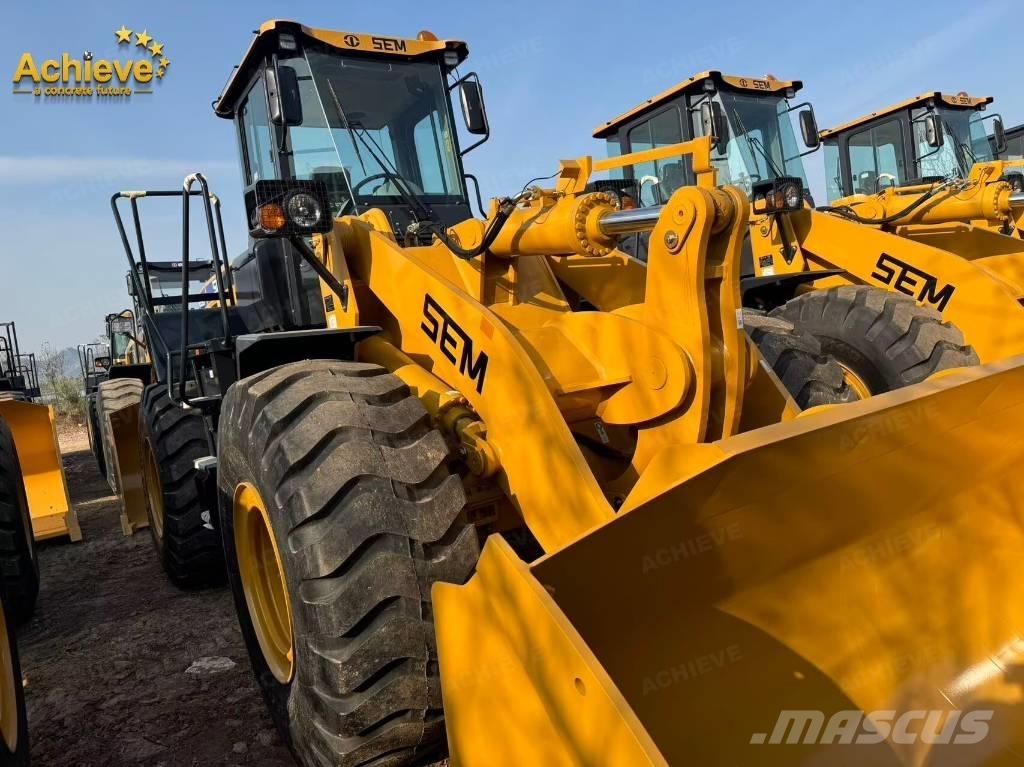 SEM 655D Pás carregadoras de rodas