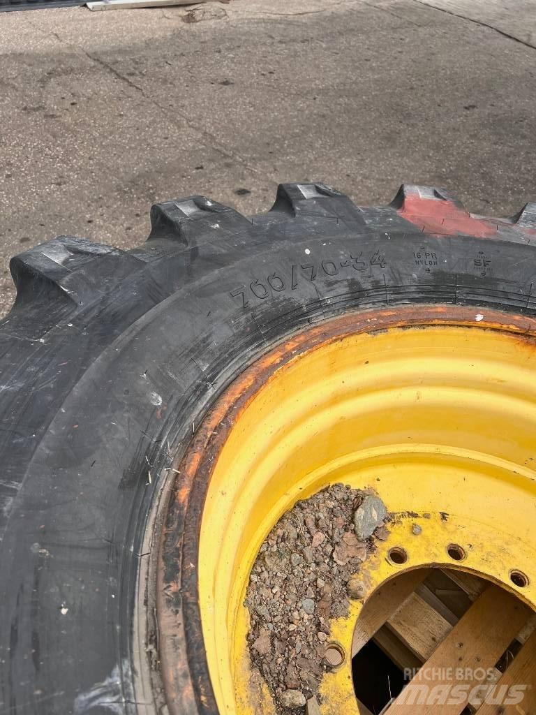 Nokian 700/70-34 Pneus, Rodas e Jantes