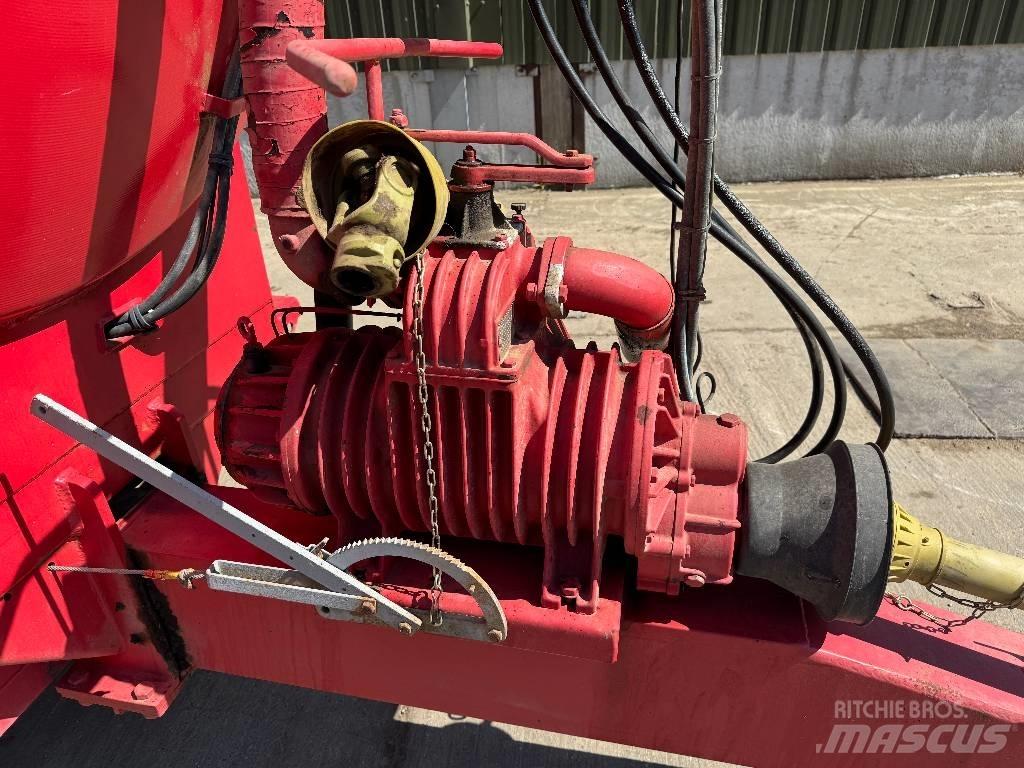 Hi-Spec 2500 Tanker Camiões-cisterna de lamas