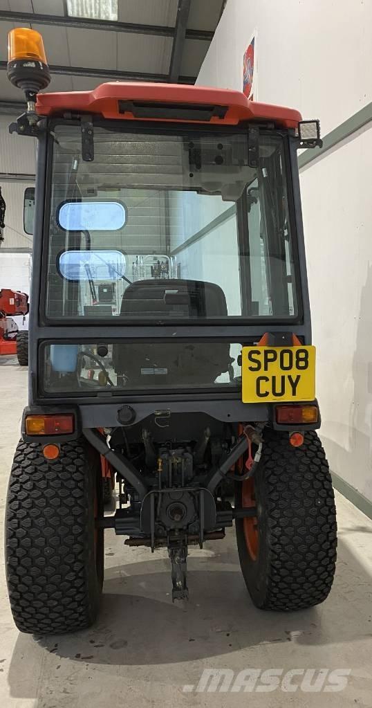 Kubota B2530 Tractores compactos