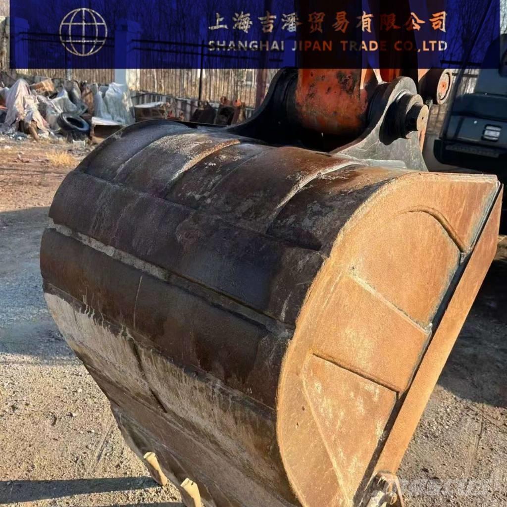 Hitachi ZX 200 Escavadoras de rastos