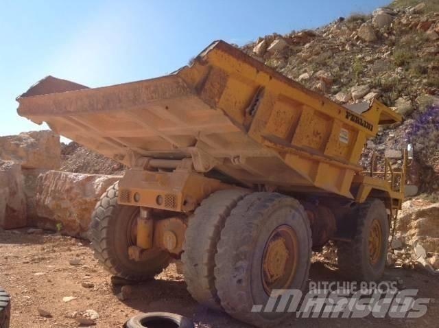 Perlini (ricambi) 366 Camiőes dumper basculantes rígidos
