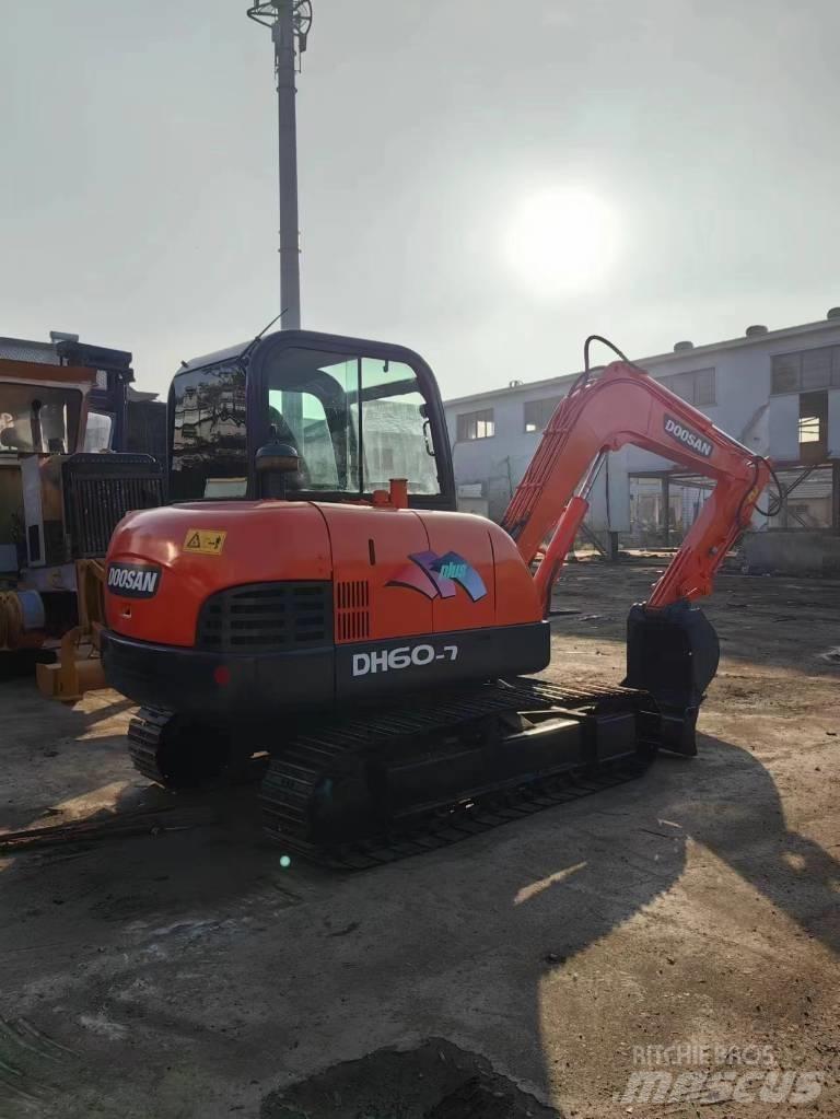 Doosan DH 60-7 Mini Escavadoras <7t