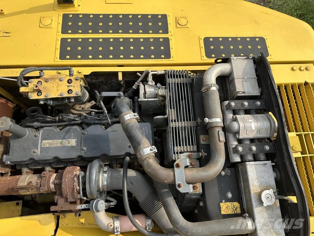 Komatsu PC240-8 Escavadoras de rastos