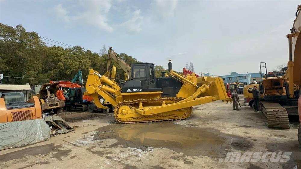 Shantui SD 32 Dozers - Tratores rastos