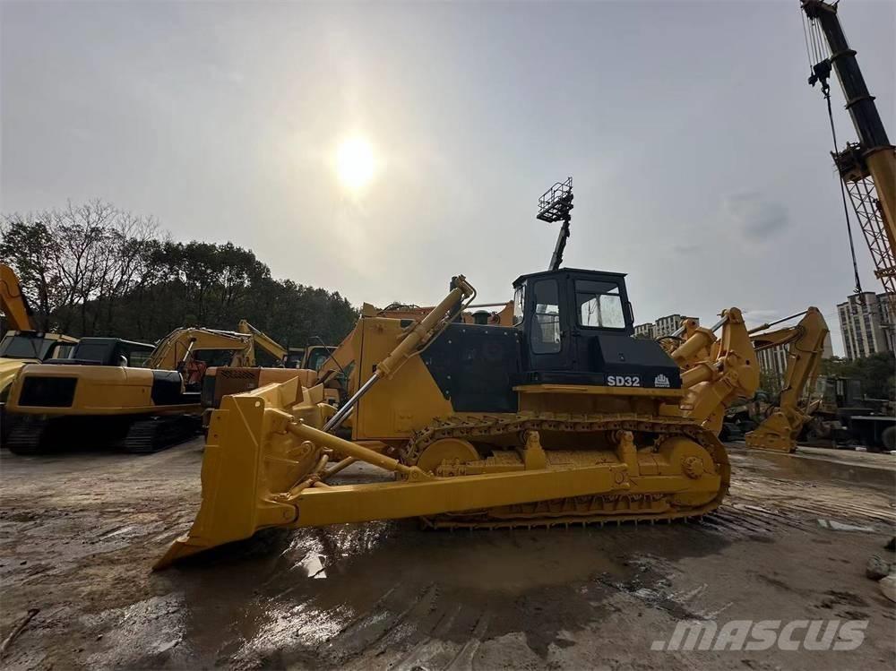 Shantui SD 32 Dozers - Tratores rastos