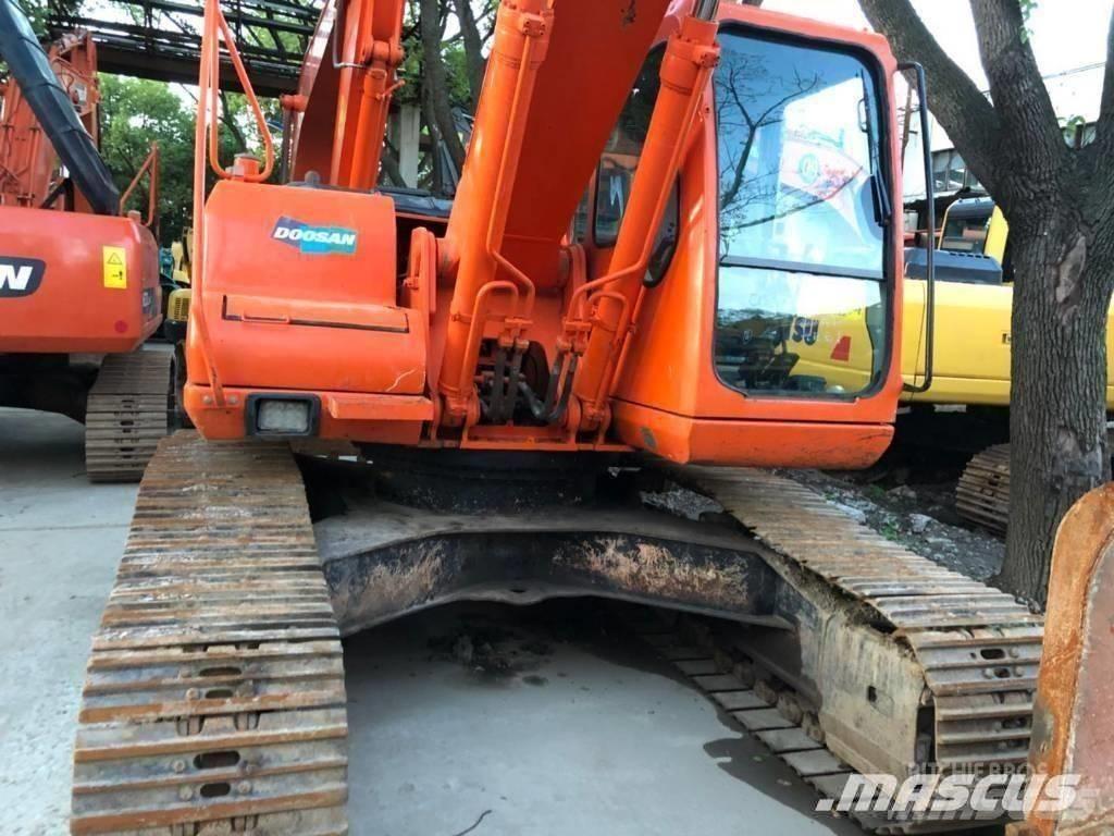 Doosan 220-7 Escavadoras de rastos