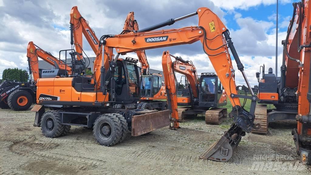 Doosan DX 170 W Escavadoras de rodas