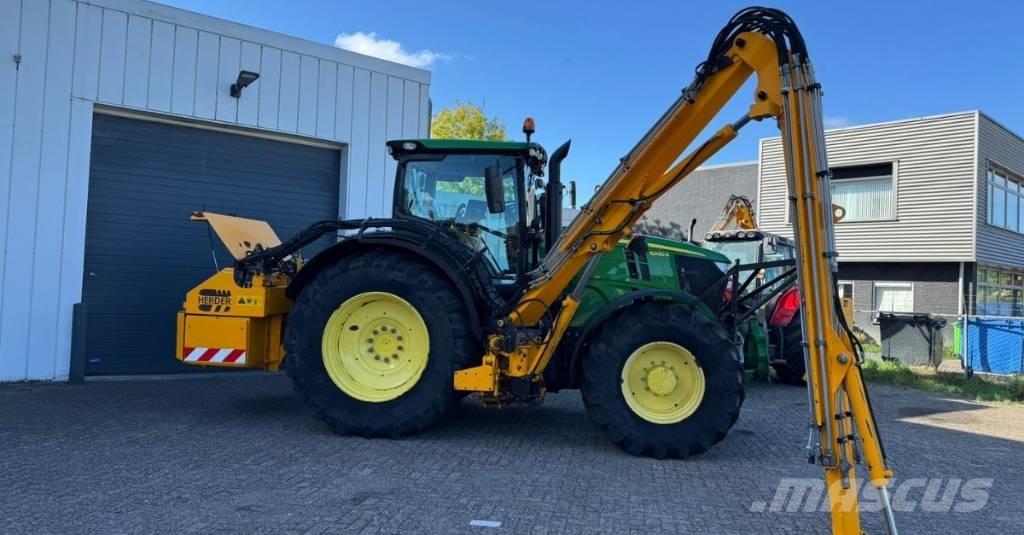 John Deere F 440 M Enfardadeira de rolos