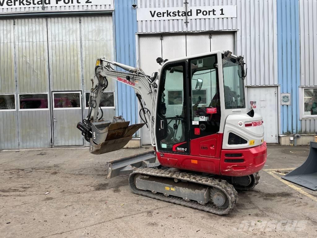 Takeuchi TB 235-2 Mini Escavadoras <7t