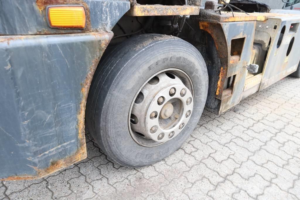 Kalmar T 2d Tractores terminais