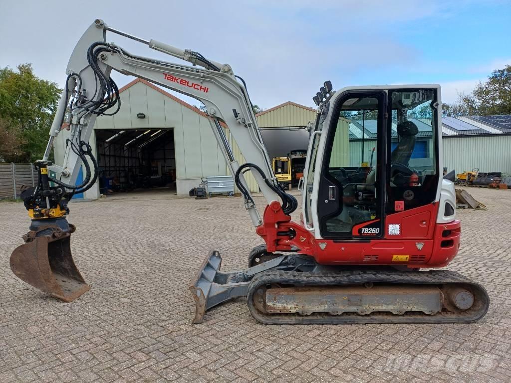Takeuchi TB260 Mini Escavadoras <7t