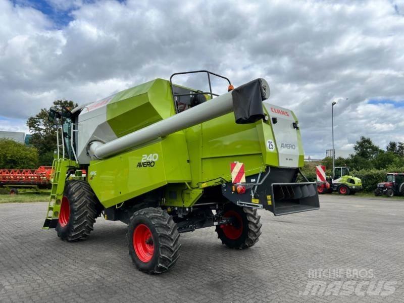 CLAAS AVERO 240 Ceifeiras debulhadoras