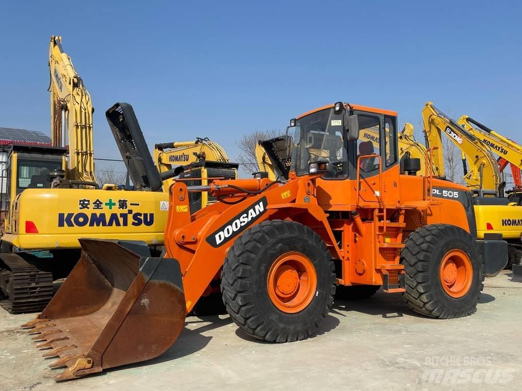Doosan DL 505 Pás carregadoras de rodas