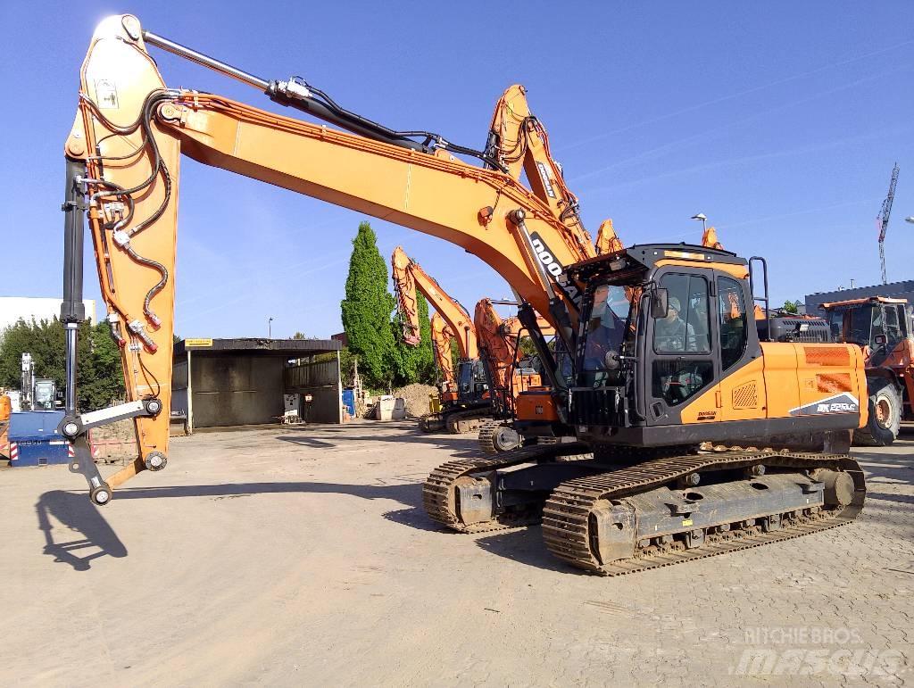 Doosan DX225LC-7 Escavadoras de rastos