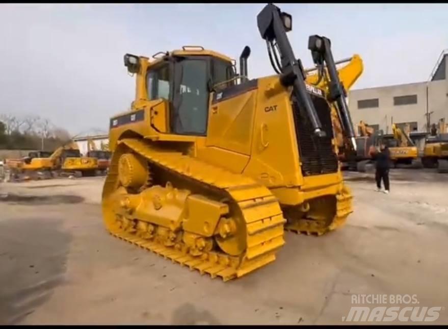 CAT D 8 T Dozers - Tratores rastos