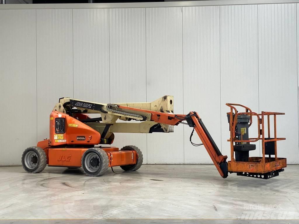 JLG M450AJ Elevadores braços articulados