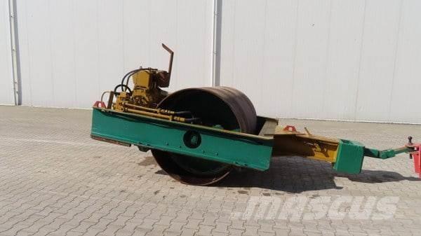 Vibromax W 501 Cilindros rebocados vibratórios