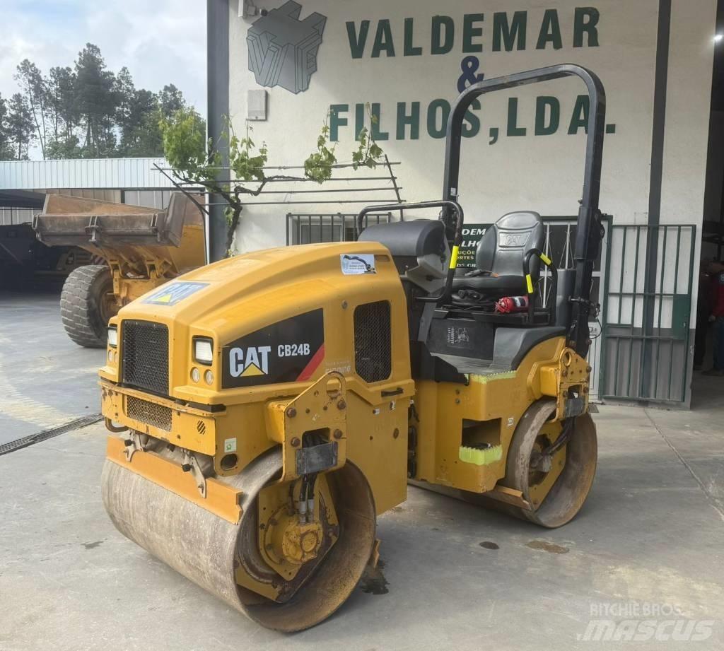 CAT CB 24 B, CB24 Cilindros Compactadores tandem