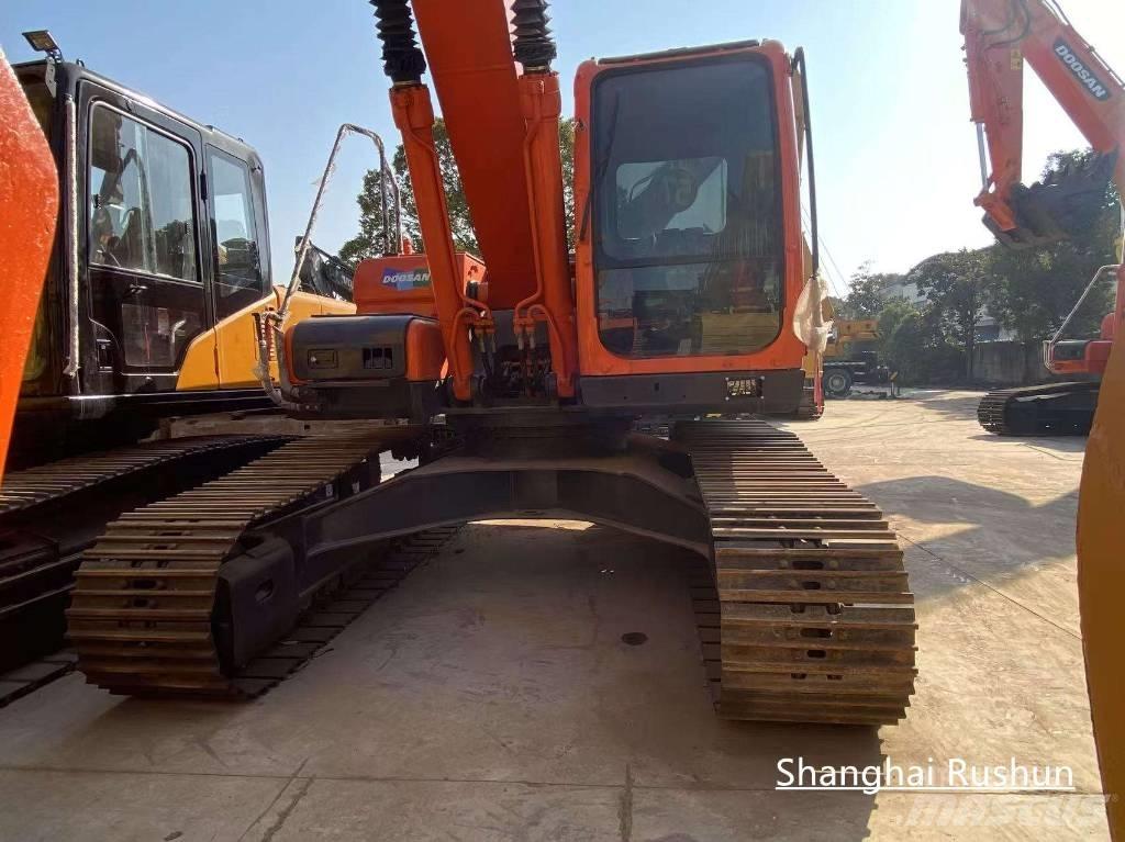 Doosan 225LC-9 Escavadoras de rastos