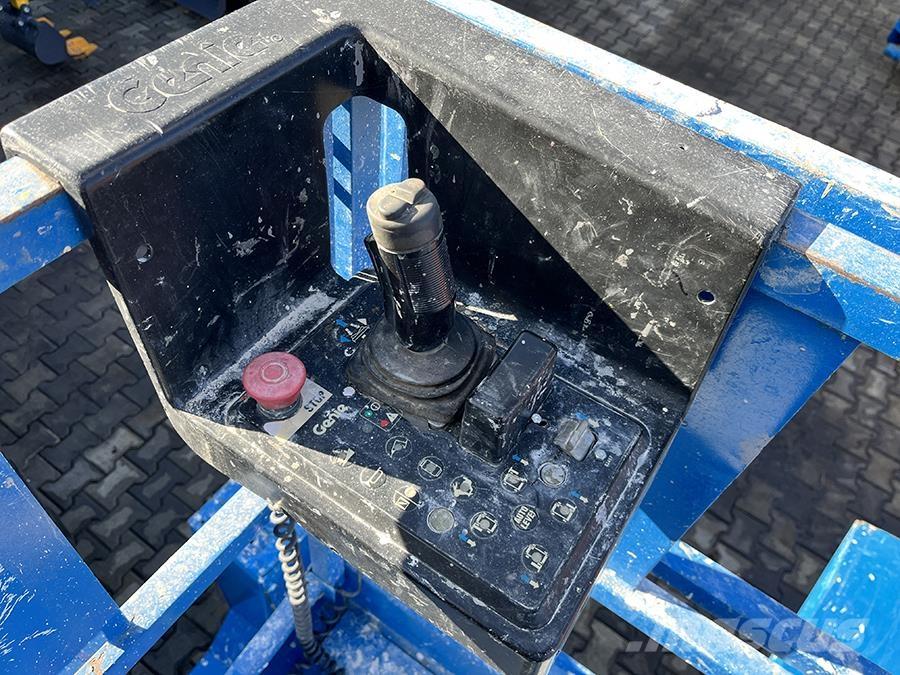 Genie GS-3268 Elevadores de tesoura