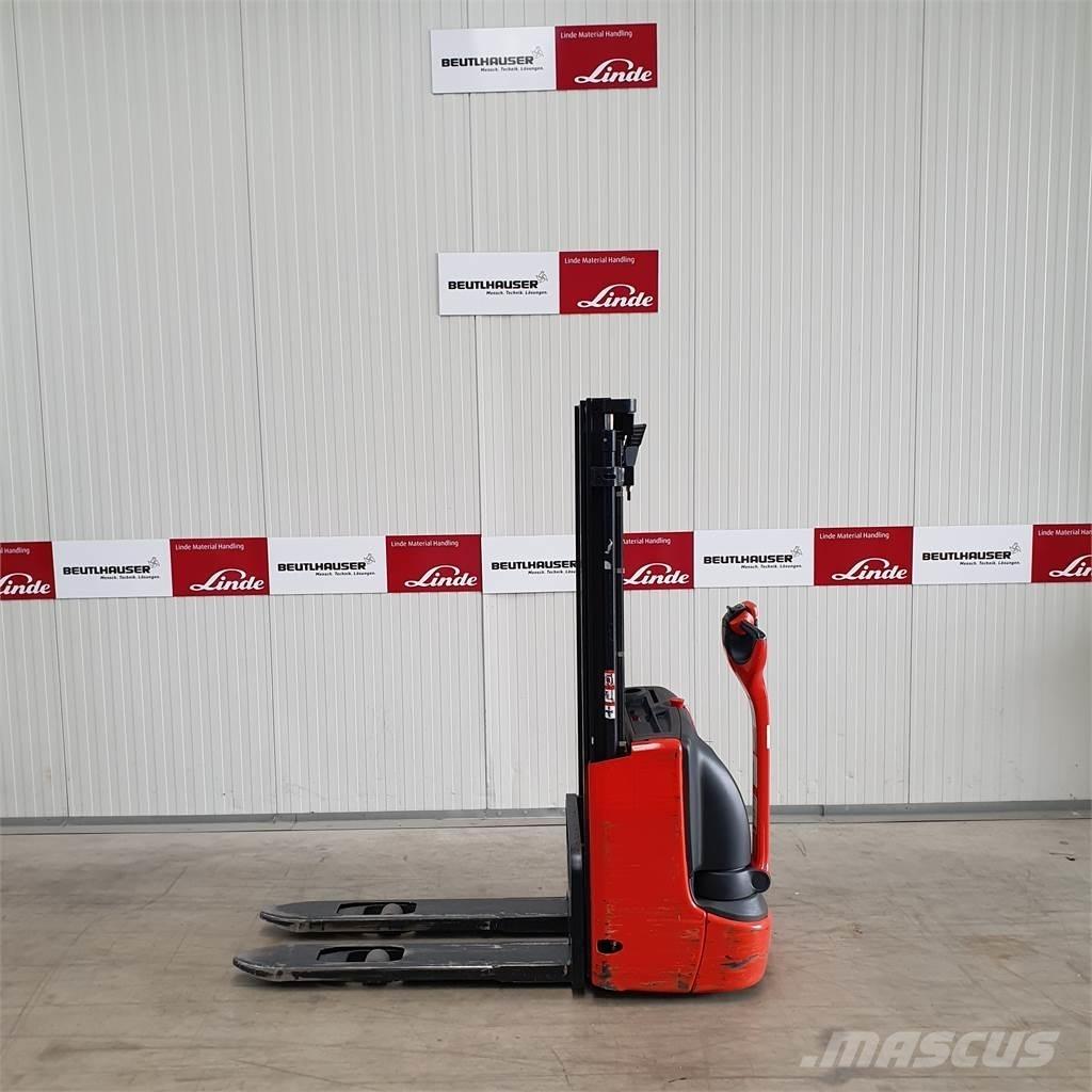 Linde L10 Empilhador para operador externo