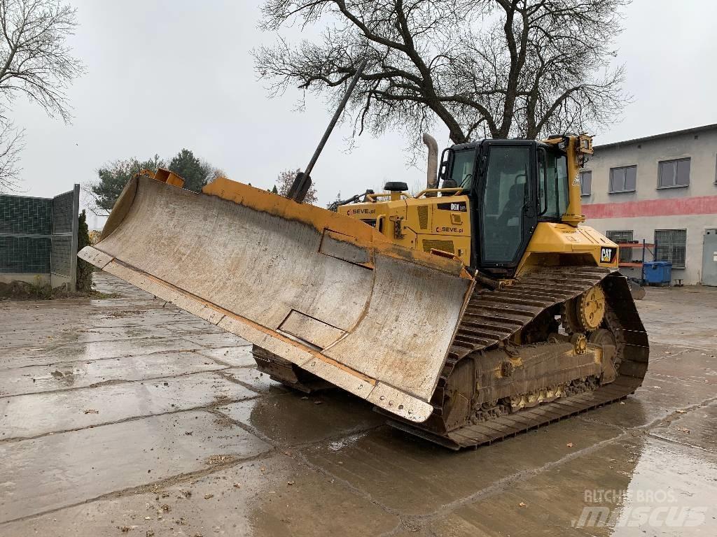 CAT D 6 N LGP Dozers - Tratores rastos