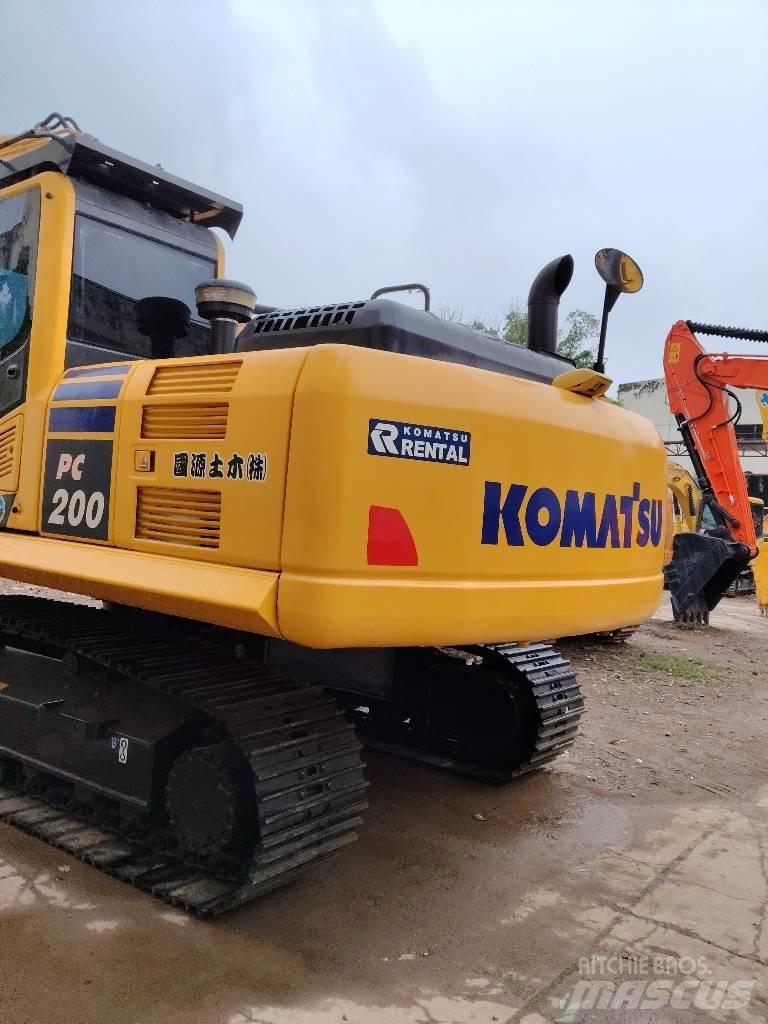 Komatsu PC200-8 Escavadoras de rastos