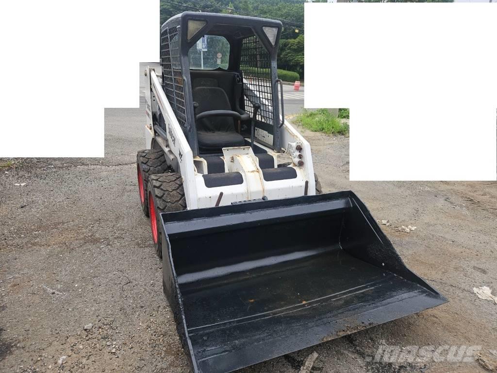 Bobcat S 130 Carregadoras de direcção deslizante