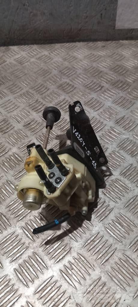 Volvo FH 12    20367533 Cabines e interior