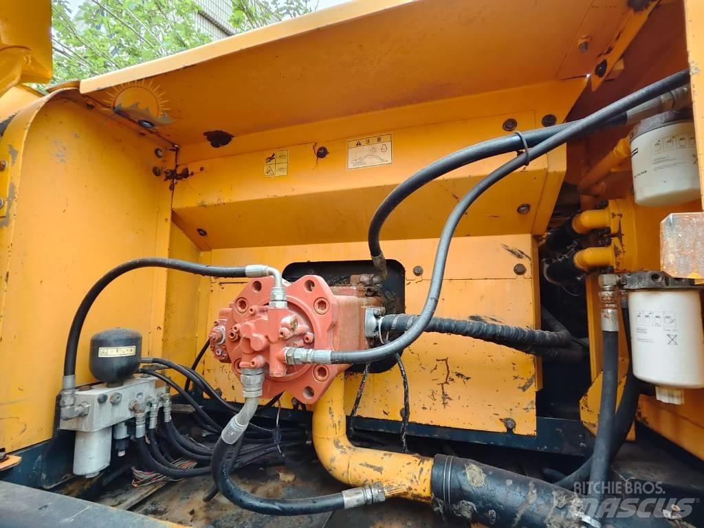 Hyundai R 300 LC-9S Escavadoras de rastos
