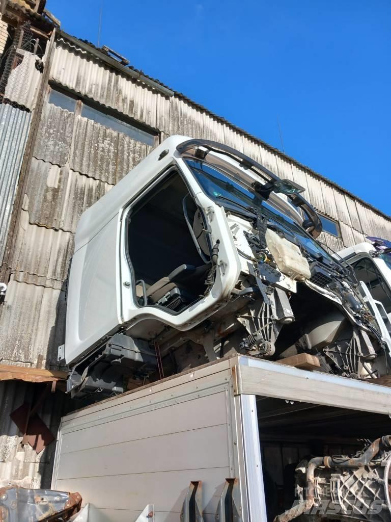 Renault Premium 460 Cabines e interior