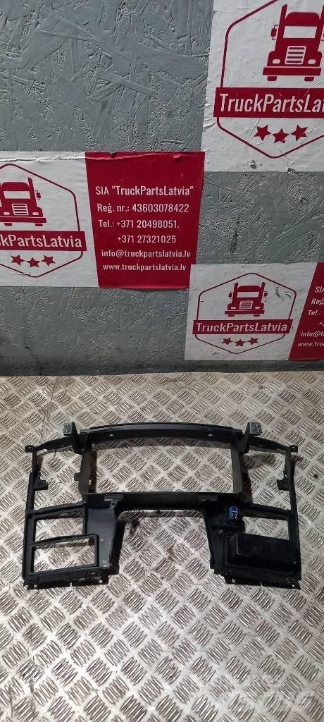 Scania R 440     1911458 Cabines e interior