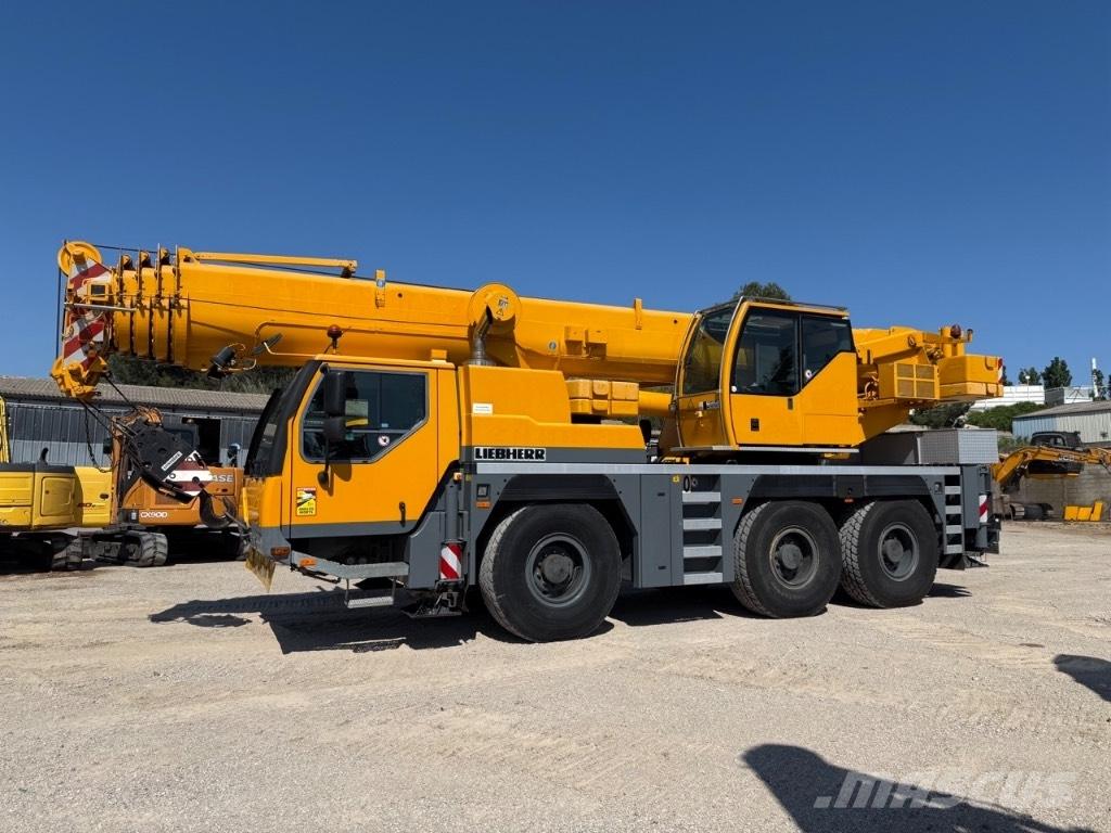 Liebherr LTM 1055 Gruas Fora-de-estrada