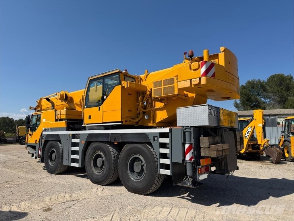 Liebherr LTM 1055 Gruas Fora-de-estrada