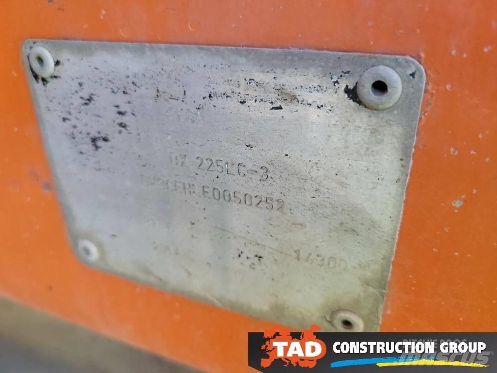 Doosan DX 225 LC-3 Escavadoras de rastos