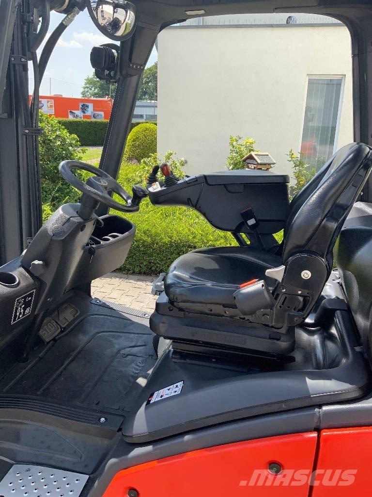 Linde H18T-01 Empilhadores a gás