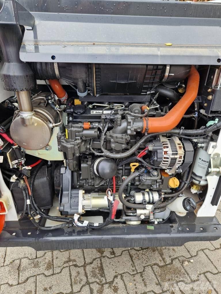 Bobcat T 450 Carregadoras de direcção deslizante