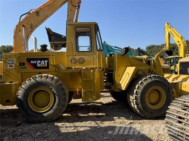 CAT 966 F Pás carregadoras de rodas