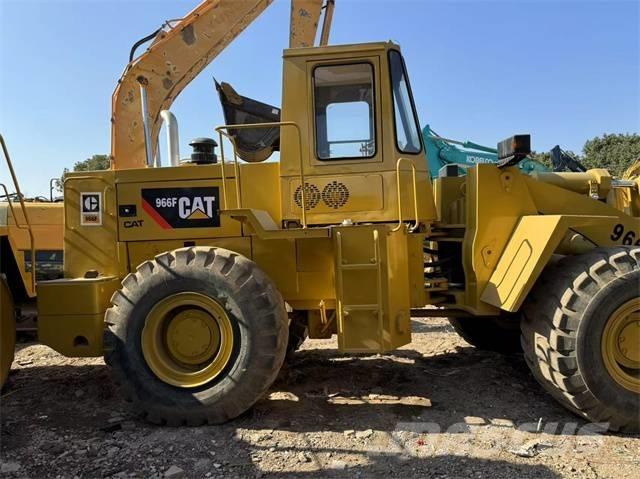 CAT 966 F Pás carregadoras de rodas