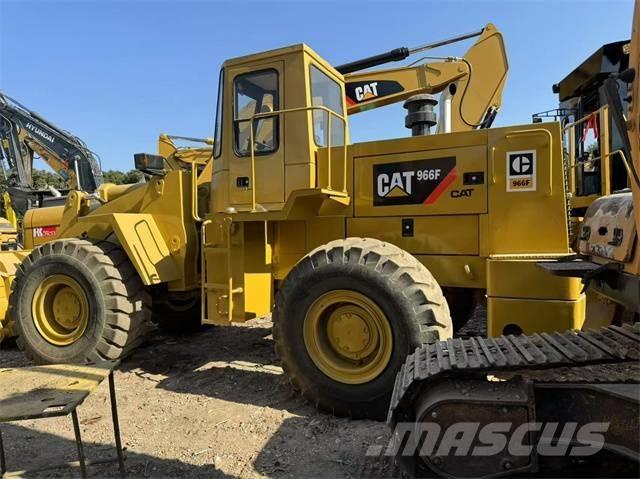 CAT 966 F Pás carregadoras de rodas